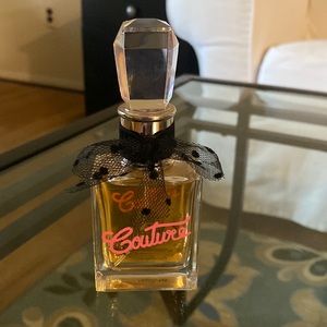 Juicy Couture Gold perfume